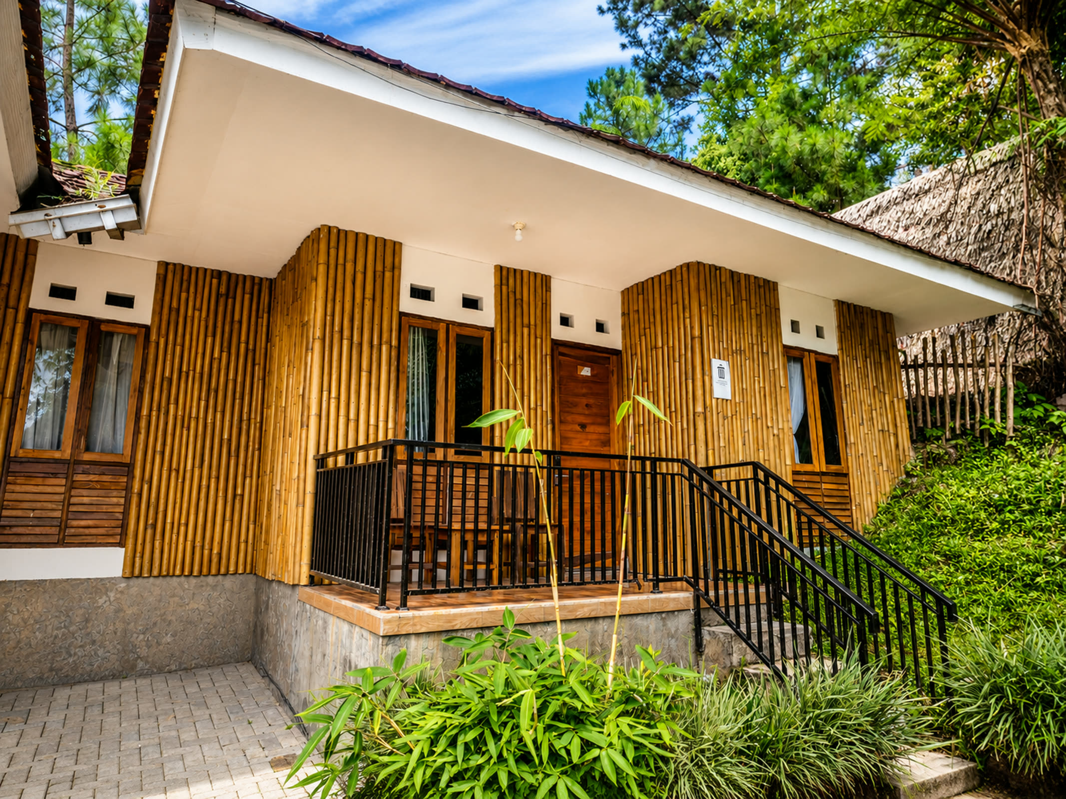 New Dgyp Resort Ciater — Junior Suite