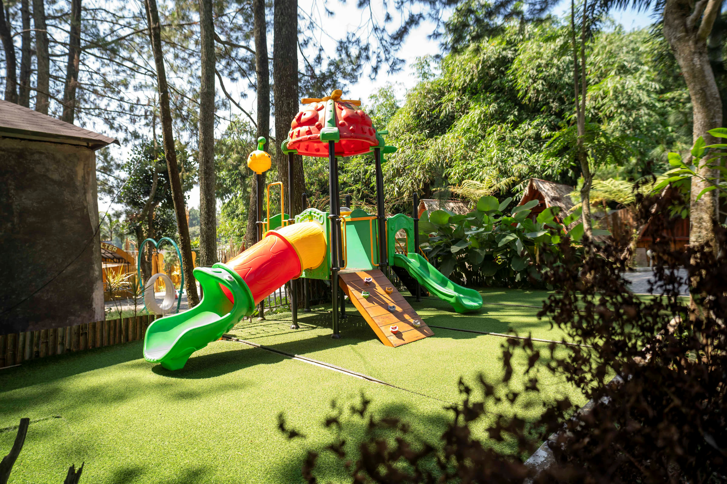 New Dgyp Resort Ciater — Playground